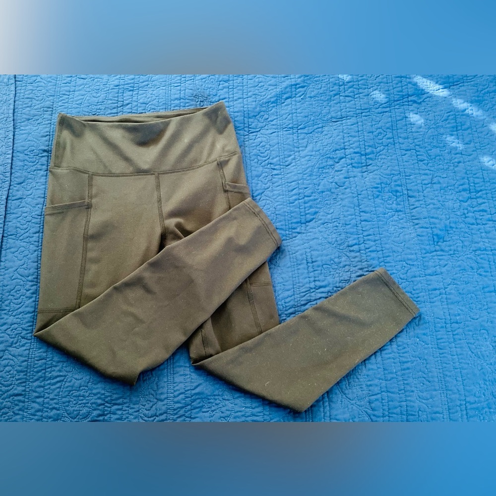 Zobha workout pants